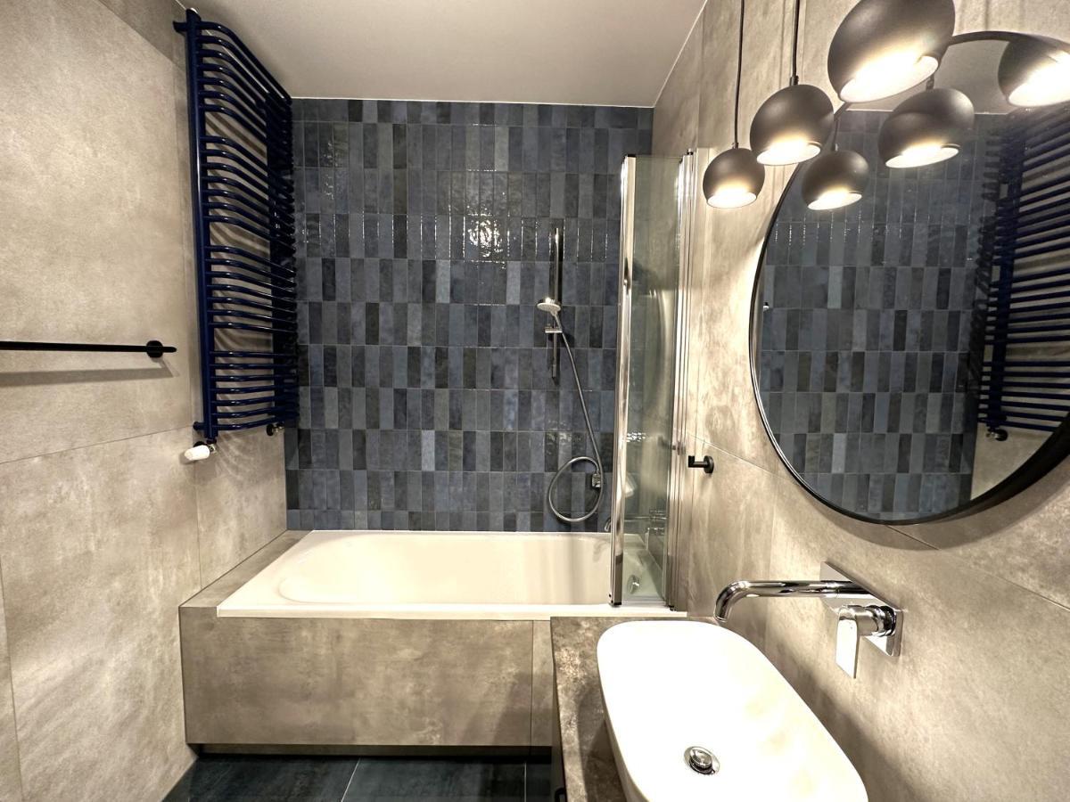 Apartament Lotnisko Chopina Warsaw Airport Екстер'єр фото