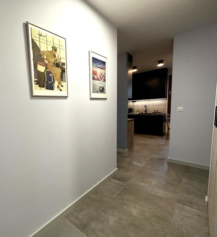 Apartament Lotnisko Chopina Warsaw Airport Екстер'єр фото