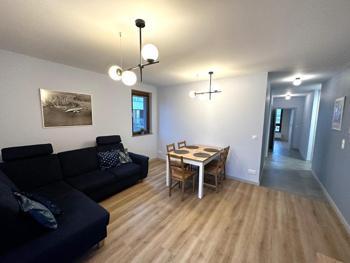 Apartament Lotnisko Chopina Warsaw Airport Екстер'єр фото