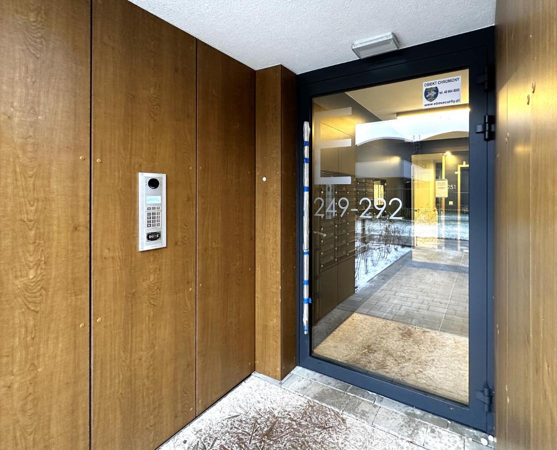 Apartament Lotnisko Chopina Warsaw Airport Екстер'єр фото